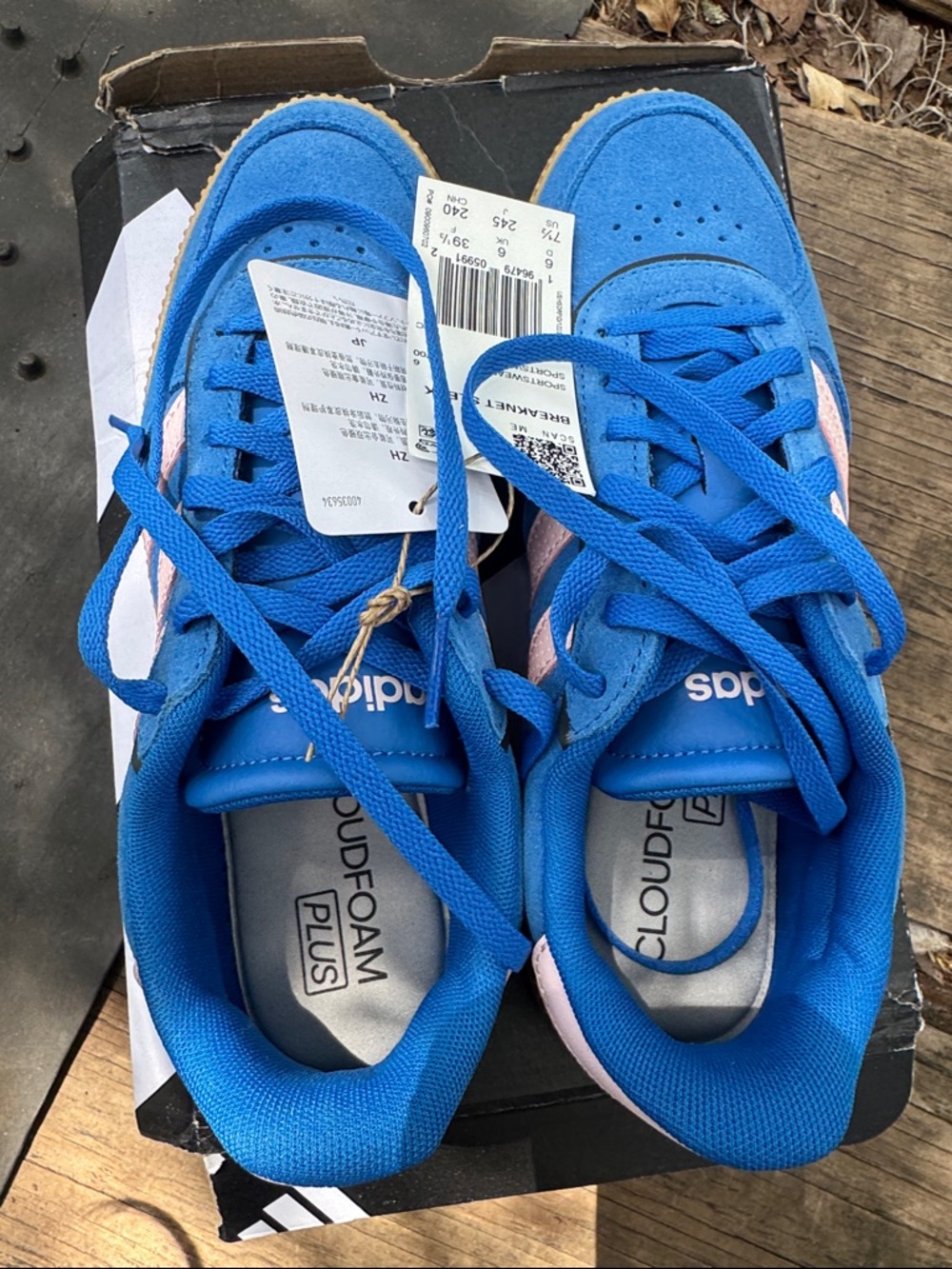 adidas Blue and Light Pink Cloudfoam Plus Casual Sneakers